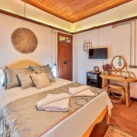 Mavi Kiyi מלון קס